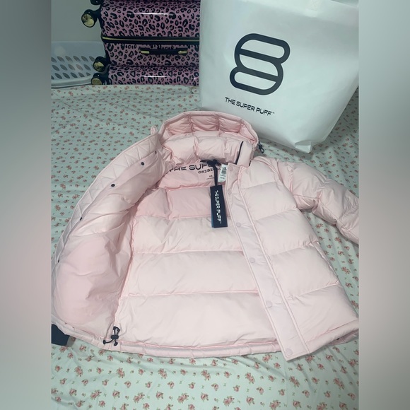 TNA Superpuff XS Chalk Pink - Picture 2 of 3